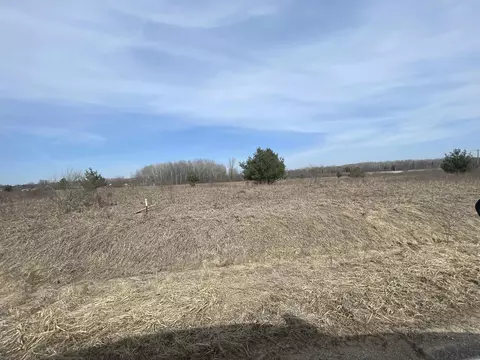 88 St Andrews, Gladwin, MI 48624