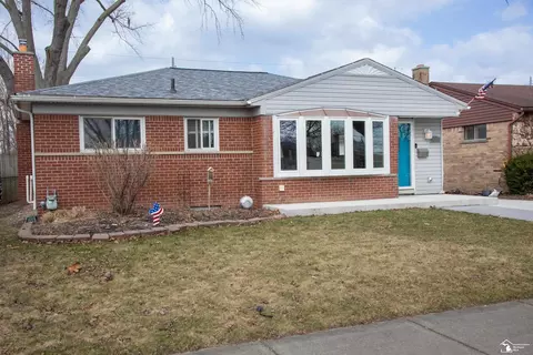 24720 Hayes, Taylor, MI 48180