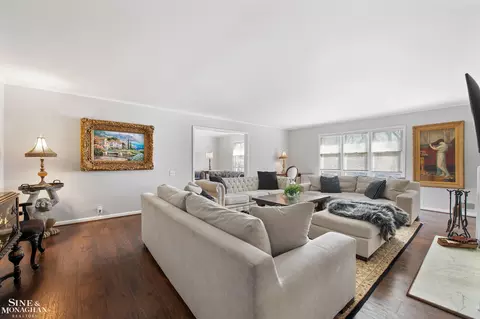 Living - 15827 Windmill Pointe, Grosse Pointe Park, MI 48230 photo 3 of 9
