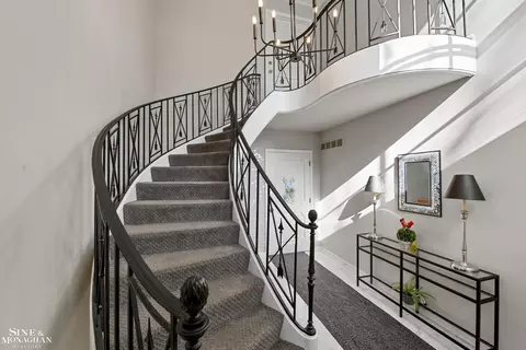 Entry Way - 15827 Windmill Pointe, Grosse Pointe Park, MI 48230 photo 1 of 6
