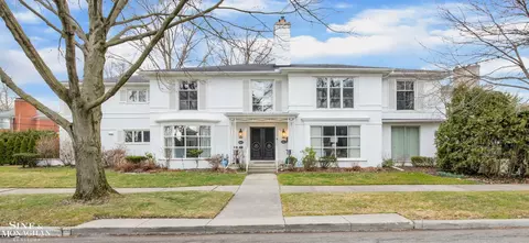 15827 Windmill Pointe, Grosse Pointe Park, MI 48230