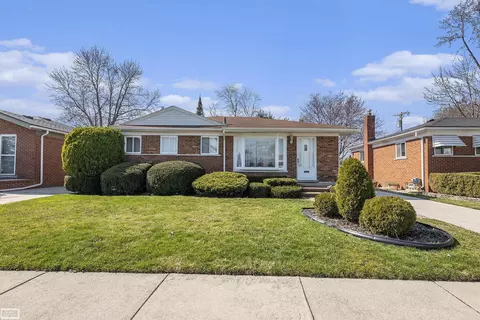 24675 Raven, Eastpointe, MI 48021