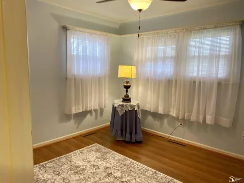 Bedroom - 18542 Hinton, Riverview, MI 48193 photo 1 of 8