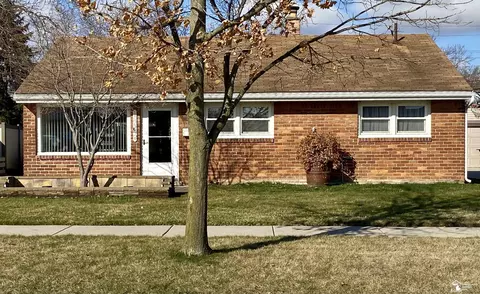18542 Hinton, Riverview, MI 48193