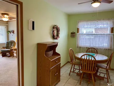Dining - 18542 Hinton, Riverview, MI 48193 photo 1 of 1