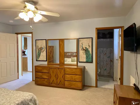 Bedroom - 18542 Hinton, Riverview, MI 48193 photo 8 of 8
