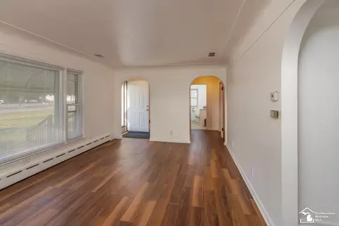 Entry Way - 30664 Beverly, Romulus, MI 48174 photo 1 of 2