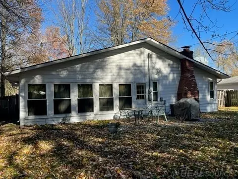 737 Liberty, Algonac, MI 48001 photo 17