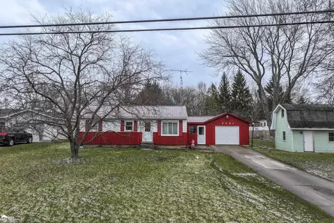 3501 Dallas, Burton, MI 48519