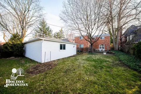 1221 Yorkshire, Grosse Pointe Park, MI 48230 photo 4