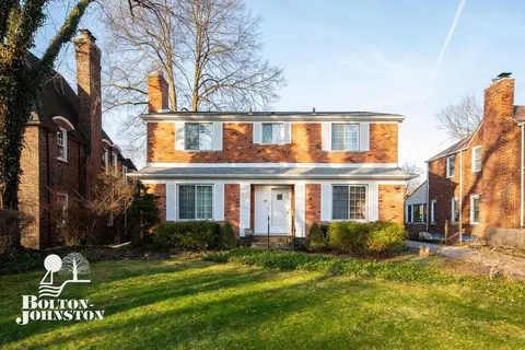 1221 Yorkshire, Grosse Pointe Park, MI 48230