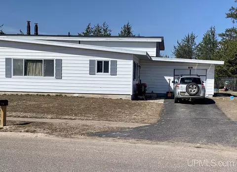 113 Vigilante, Gwinn, MI 49841