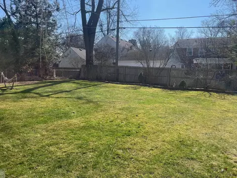 Exterior - 341 Belanger, Grosse Pointe Farms, MI 48236 photo 9 of 12