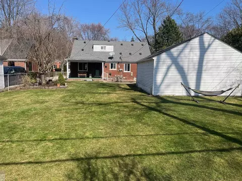 Exterior - 341 Belanger, Grosse Pointe Farms, MI 48236 photo 2 of 12
