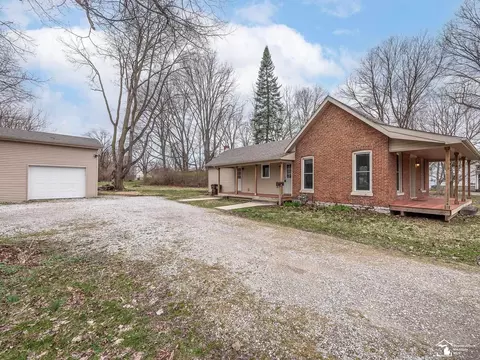 155 W Monroe, Dundee, MI 48131