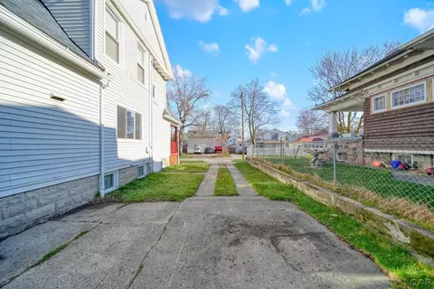 214 E Butler, Adrian, MI 49221 photo 52