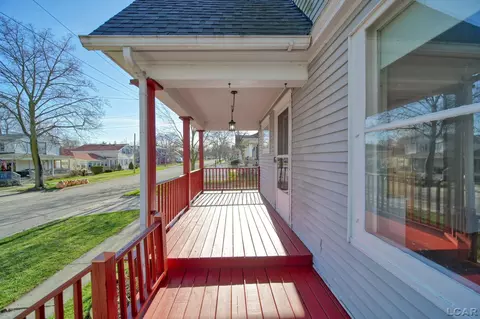 214 E Butler, Adrian, MI 49221 photo 5