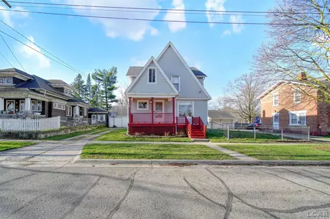 214 E Butler, Adrian, MI 49221 photo 2