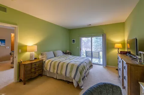 Bedroom - 45733 Heather Rdg, Macomb, MI 48044 photo 2 of 2