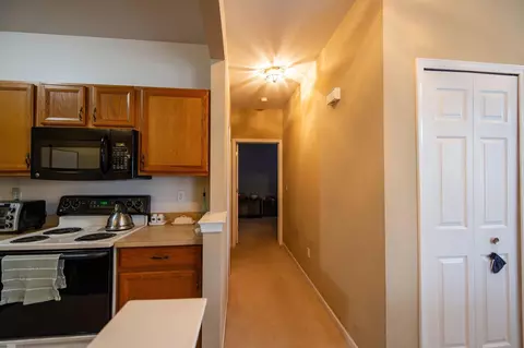 Entry Way - 45733 Heather Rdg, Macomb, MI 48044 photo 2 of 3