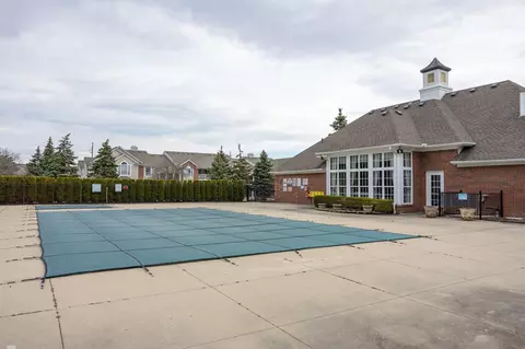 Exterior - 45733 Heather Rdg, Macomb, MI 48044 photo 10 of 10