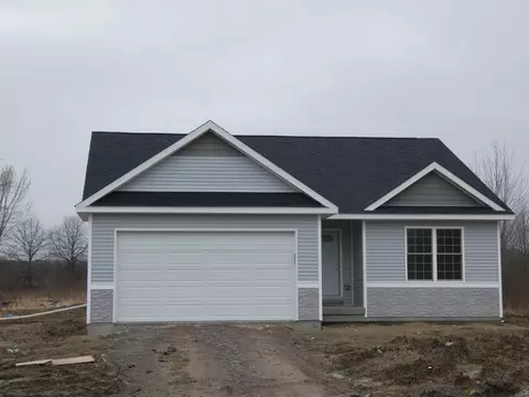 6506 Arnold Rd, Cottrellville, MI 48039