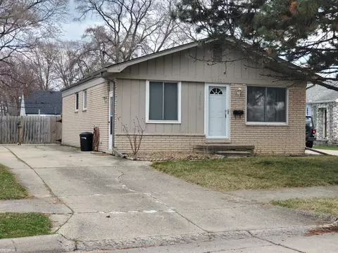 26850 Wenfield, Roseville, MI 48066