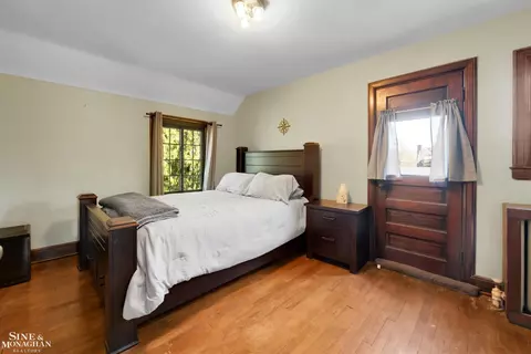 Bedroom - 780 Washington, Grosse Pointe, MI 48230 photo 1 of 6