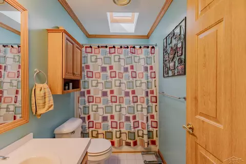 Bath - 12955 E Burt, Birch Run, MI 48415 photo 2 of 4