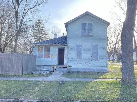 921 Monroe, Saginaw, MI 48602