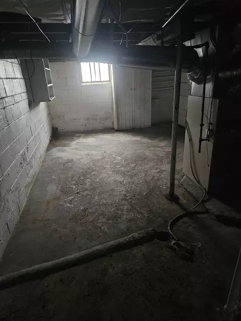 Other - 502 W Flint, Davison, MI 48423 photo 11 of 19
