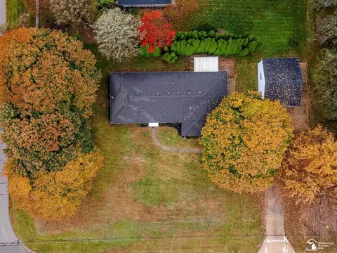 View/Area - 8901 Jackman, Temperance, MI 48182 photo 2 of 6