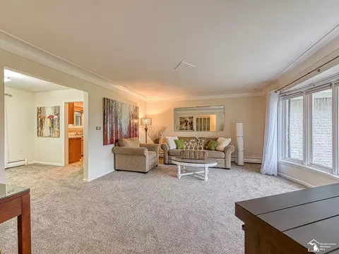 Living - 8901 Jackman, Temperance, MI 48182 photo 3 of 6