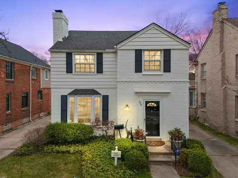 430 Mckinley, Grosse Pointe Farms, MI 48236