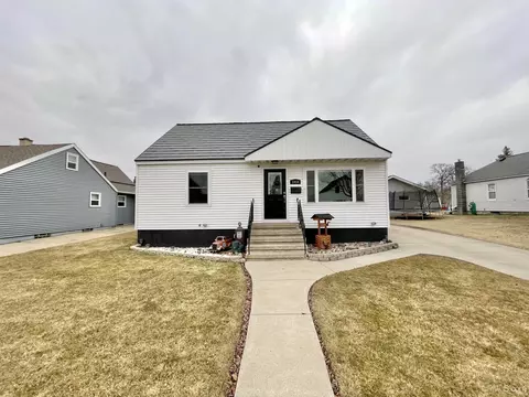 1410 Michigan, Gladstone, MI 49837