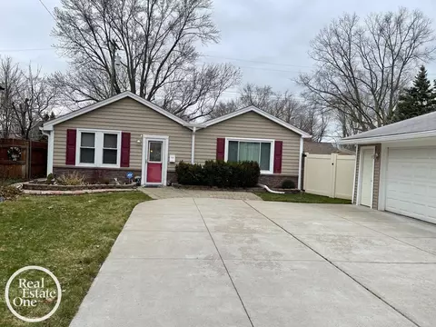 20521 Rosedale, Saint Clair Shores, MI 48080