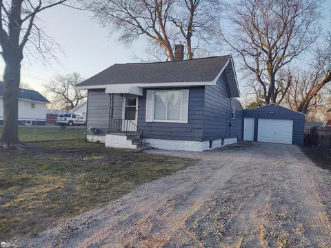 3197 Alpena, Burton, MI 48529