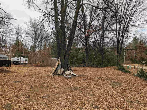 713 Pine, Gladwin, MI 48624 photo 9