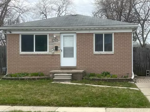 23067 Rausch, Eastpointe, MI 48021