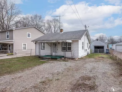 1882 Spaulding, Monroe, MI 48162