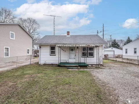 Exterior - 1882 Spaulding, Monroe, MI 48162 photo 8 of 9