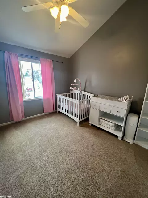 Bedroom - 14199 Mulholland Dr, Bath, MI 48808 photo 3 of 3