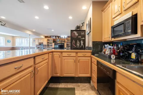 17752 Huron, Macomb, MI 48042 photo 42