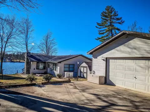 6479 Redman, Harrison, MI 48625