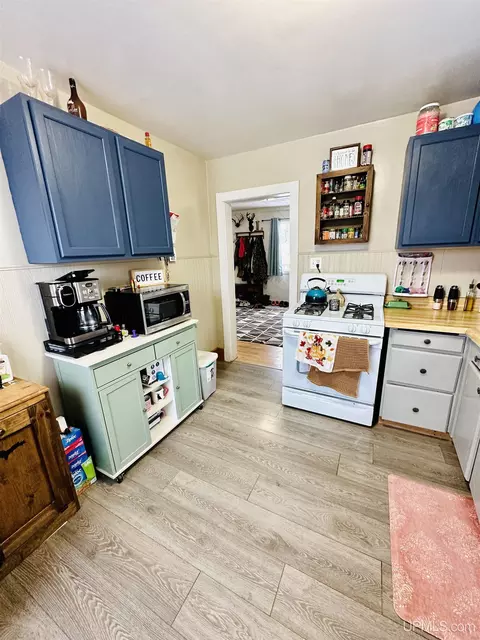 Kitchen - 245 Silver, Ishpeming, MI 49849 photo 2 of 4