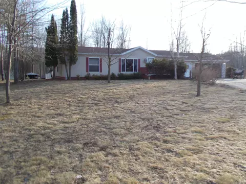 10336 E Deerfield, Shepherd, MI 48883