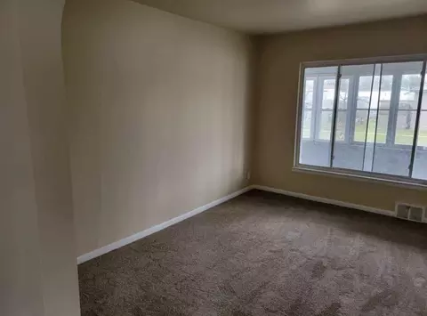 Other - 401 E Hines, Midland, MI 48640 photo 3 of 7