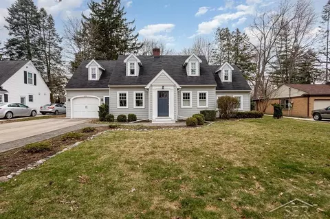 213 W Nelson, Midland, MI 48640