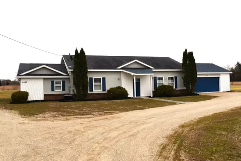 4425 W M-61, Gladwin, MI 48624 photo 5