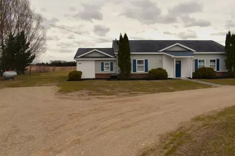 4425 W M-61, Gladwin, MI 48624 photo 6